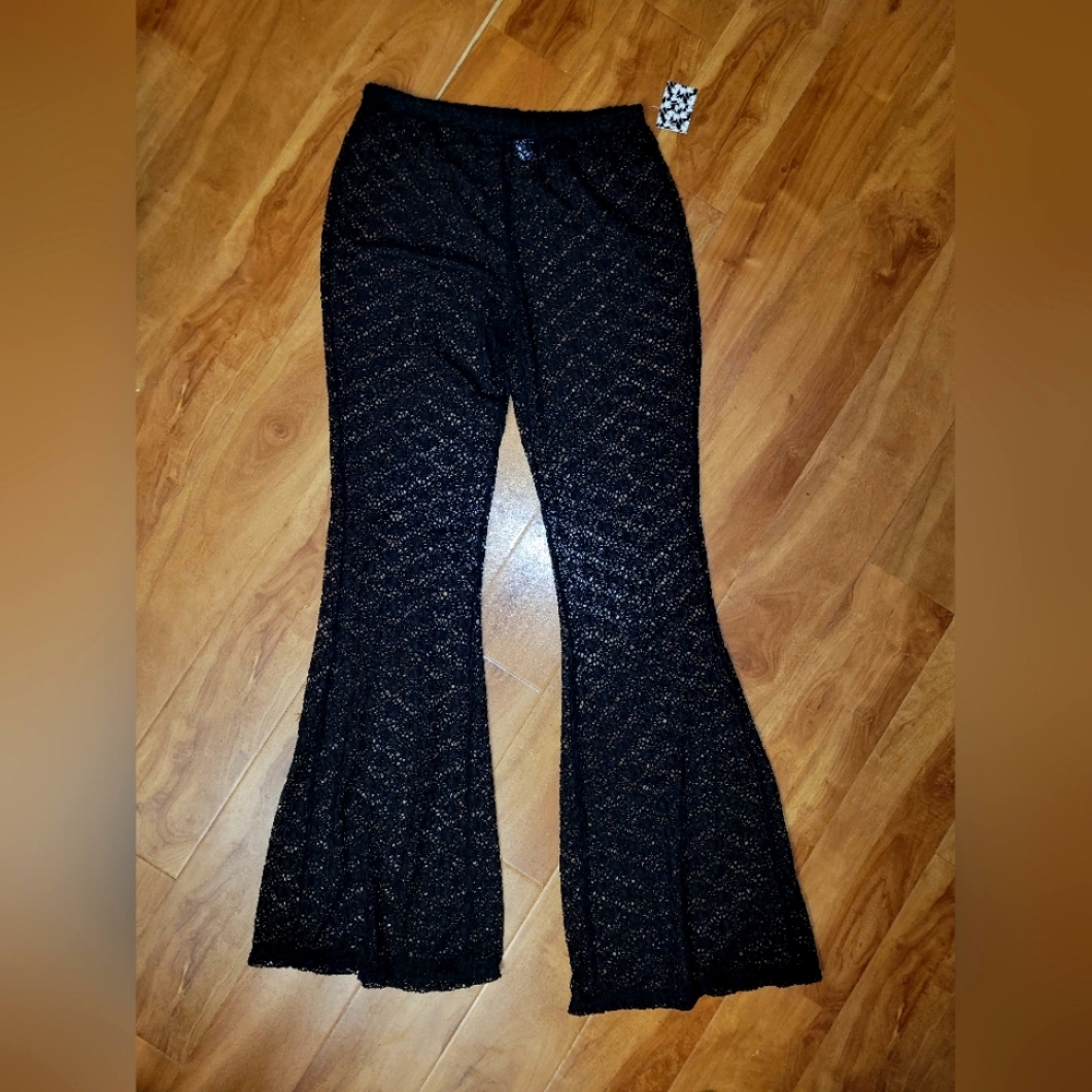 Peekaboo pants